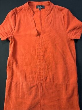 Lulu's Men's Short Sleeve V-Notch Shirt in Vibrant Orange